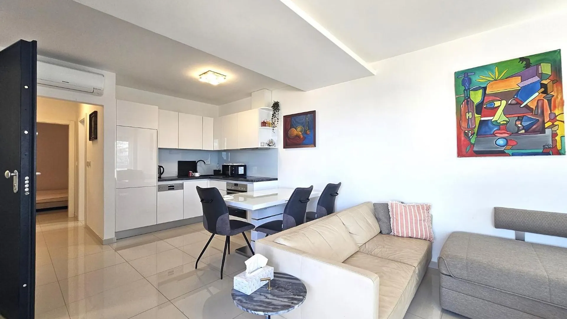 Apartman Crystal Sea View 4-6 Pax Нивице 0*,
